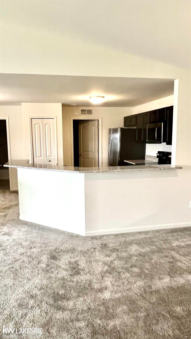 Foto del edificio - 51821 E Pointe Ln