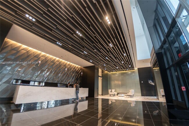 Foto del edificio - 851 NE 1st Ave