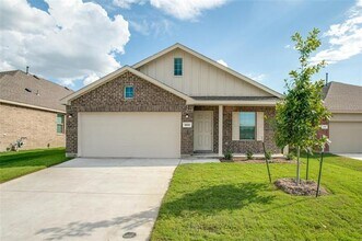 Building Photo - 1701 Deerchase Dr