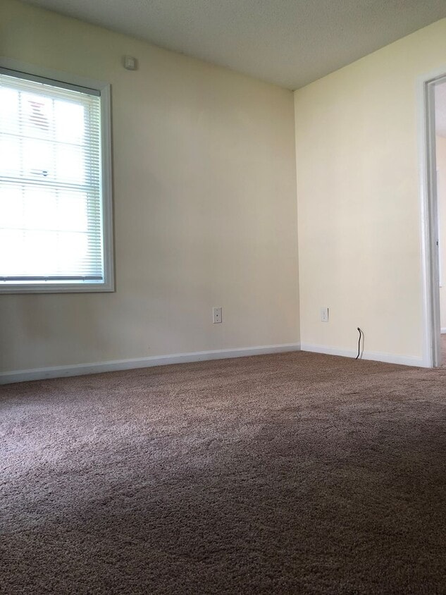 Primary Photo - 2 bedroom-1 bath remodeled unit