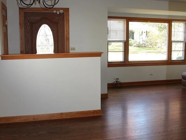 Building Photo - 4216 Forest Ave