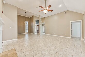 Building Photo - 2334 Pin Hook Ct