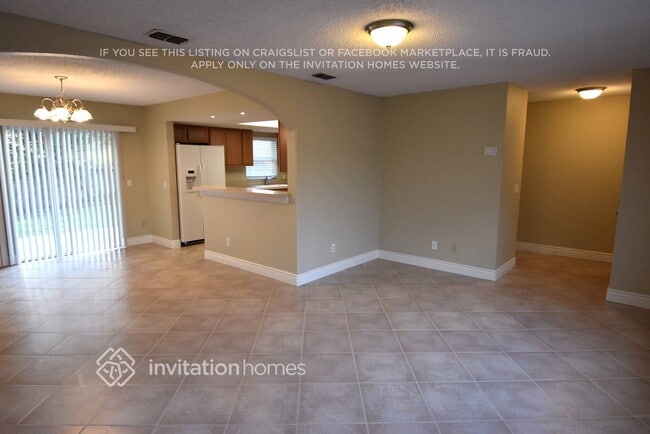 Building Photo - 113 Woodfield Ct