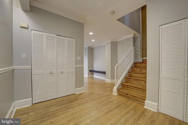 Building Photo - 1005 S Street NW Unit 1