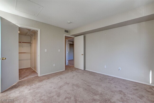 Foto del edificio - 1150 N Buffalo Dr