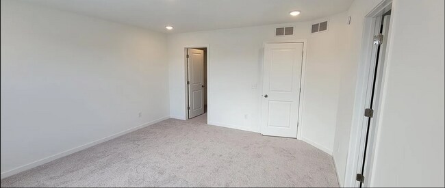 Foto del edificio - 10374 Glacier Ln N
