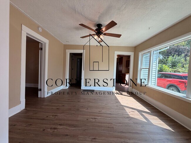 Foto del edificio - 829 S 18th St