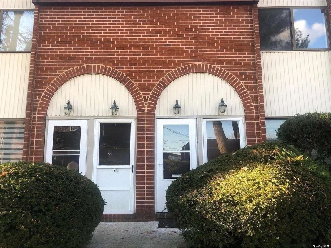 745 Chestnut St, Cedarhurst, NY 11516 Townhome Rentals in Cedarhurst