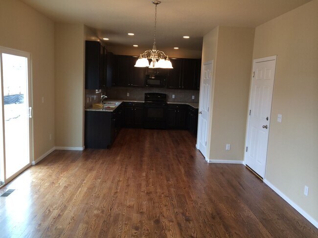 Foto del edificio - 8018 Chasewood Loop