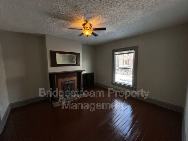 Foto del edificio - 2034 Stapleton Ct