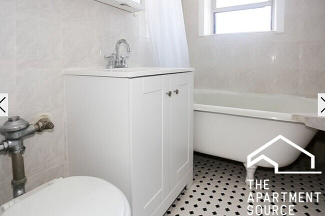 Foto del edificio - 3259 W Wrightwood Ave