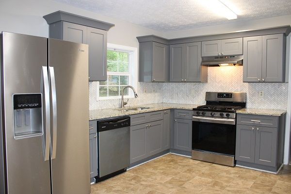 Foto del edificio - 888 Chartley Dr SW