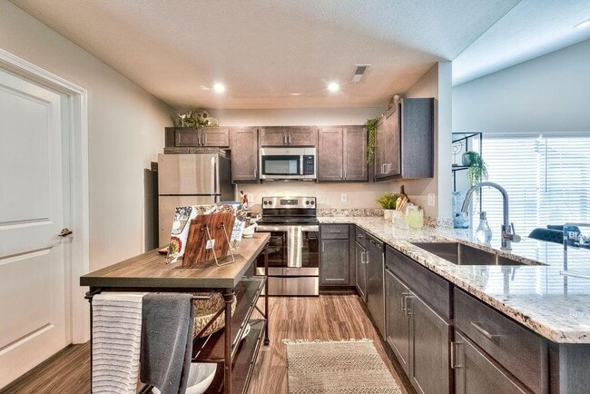 Foto del edificio - 6113 Noble Horse Wy