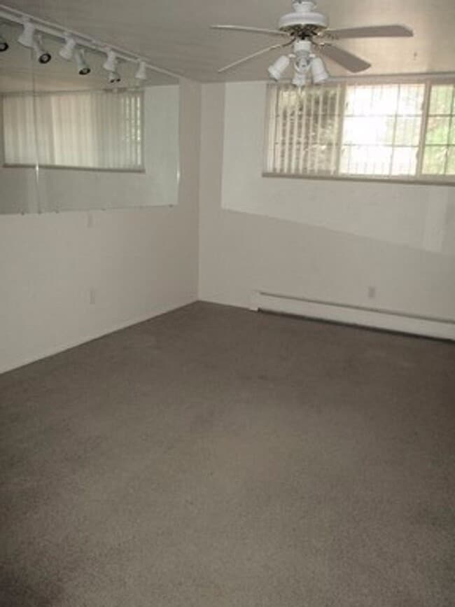 Photo - Pet-friendly & spacious 2 BD/2 BA in great... Apartment
