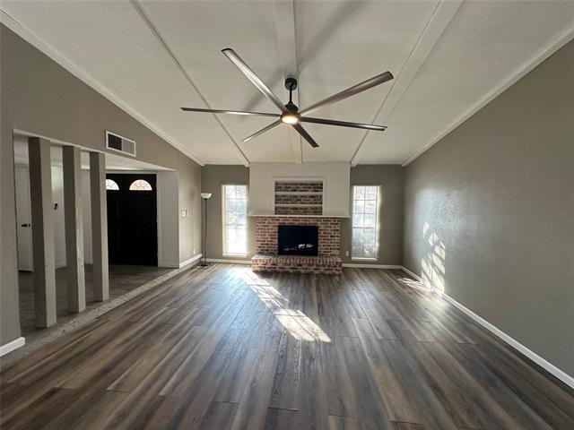 Building Photo - 7015 Forestview Dr