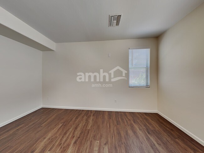 Building Photo - 13882 S Camino Nudo
