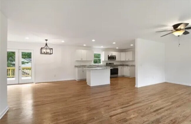 Photo - 2260 Pilgrim Mill Rd House