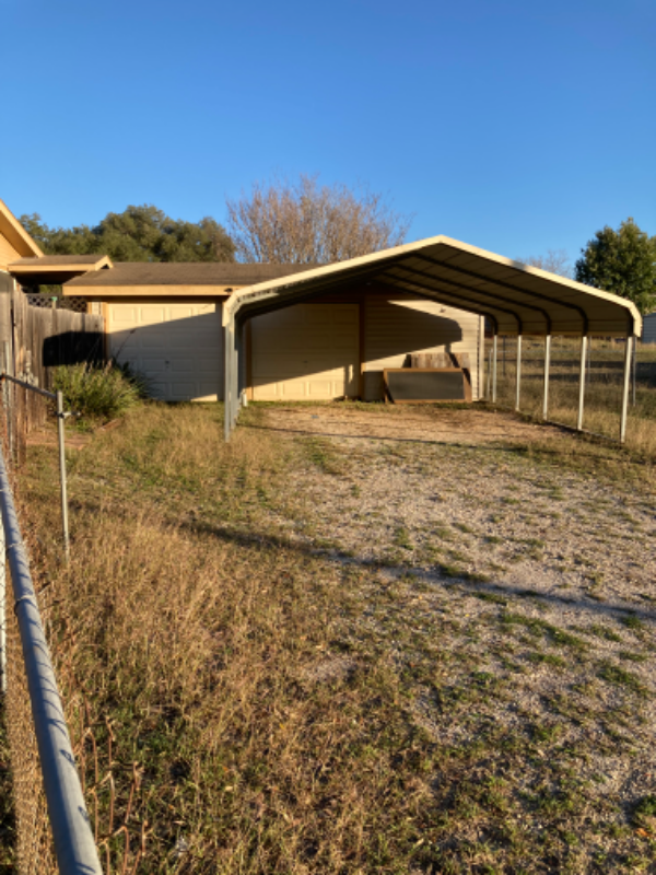 Building Photo - 600 Riverside Dr