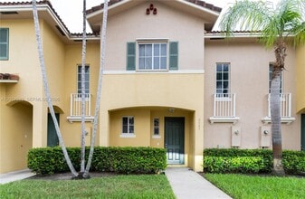 Building Photo - 6061 SW 19th Ct