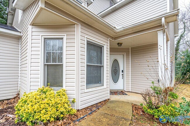 Foto del edificio - 508 Farmingdale Rd SE