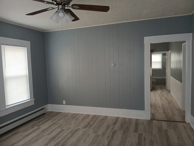 Foto del edificio - 599 Cottage St