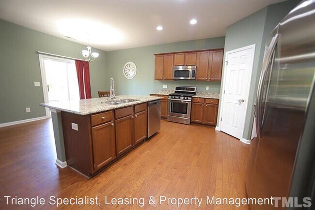 Building Photo - 3 br, 2.5 bath House - 8003 McKee Drive