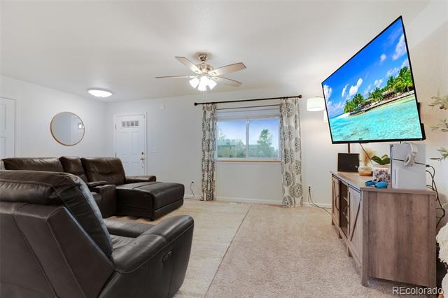 Building Photo - 420 S Clarion Dr