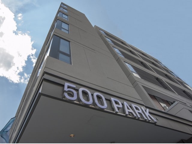 Building Photo - 500 Park Avenue