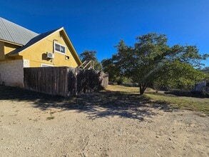 Building Photo - 24369 Bingham Creek Rd