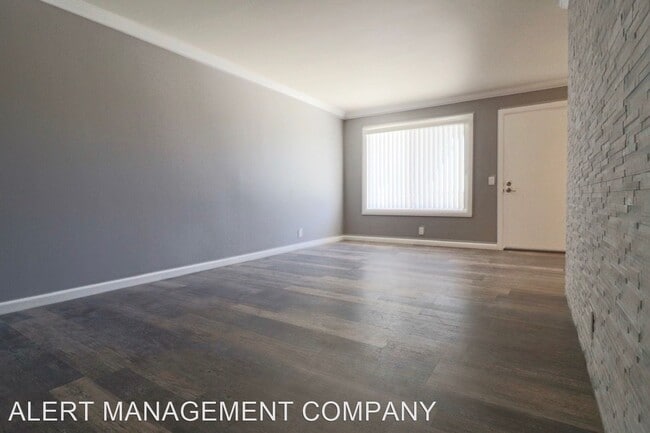 Building Photo - 1310 N G St
