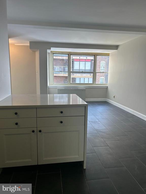 Building Photo - 1810 Rittenhouse Square