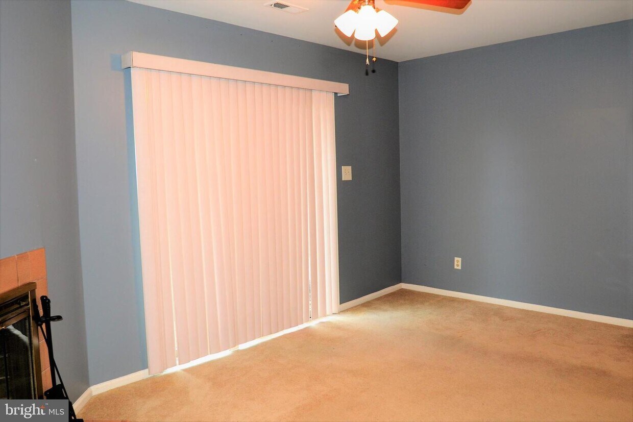 148 Golf Club Dr, Langhorne, PA 19047 Condo for Rent in Langhorne, PA