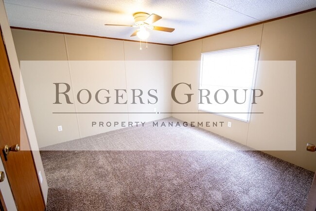 Building Photo - 8188 Charlie Stovall Rd