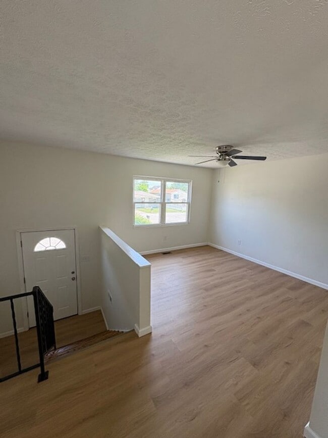 Building Photo - Newly Renovated 5 Bedroom in South Linden/...