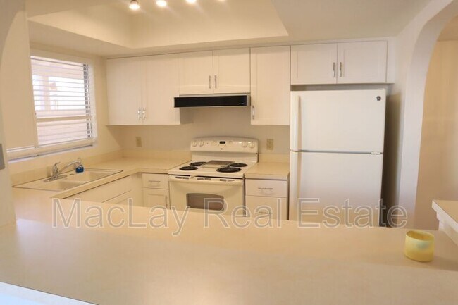 Foto del edificio - 7006 E Jensen St