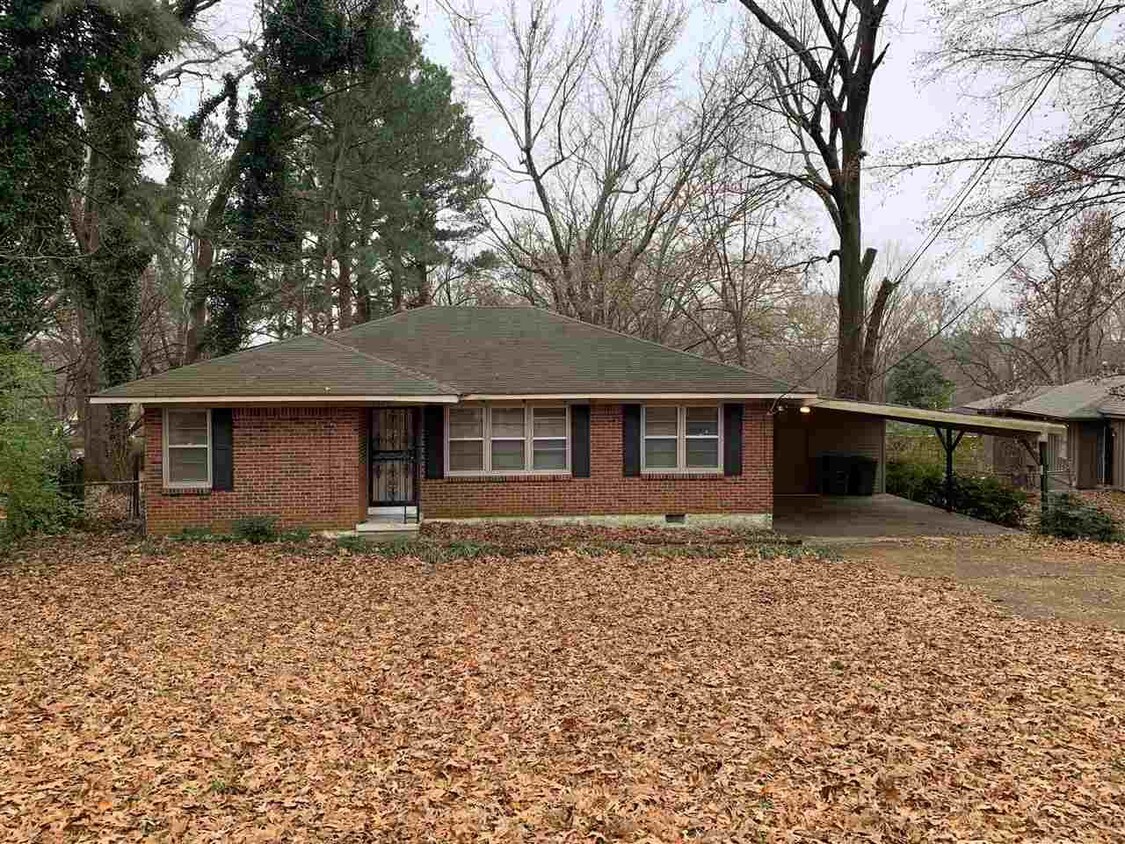 Primary Photo - 3323 Scenic Terrace