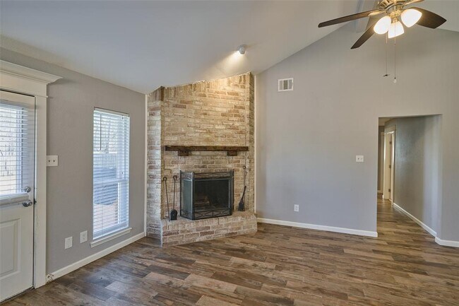 Building Photo - 29030 Deadwood Ln