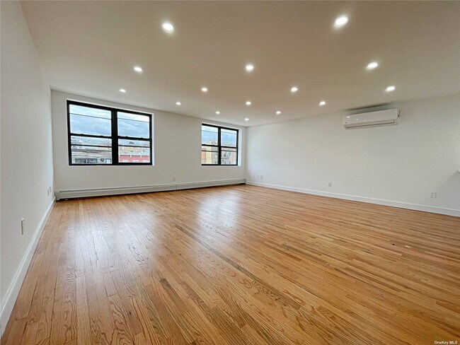 Foto del edificio - 25-36-36 21st St