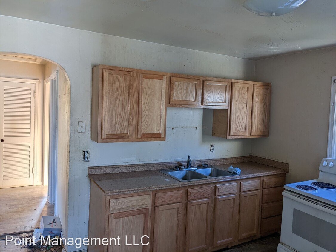 Building Photo - 3 br, 1 bath House - 2502 Clifton St NW