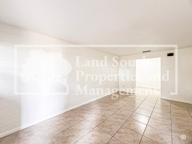 Foto del edificio - 725 E Lime St