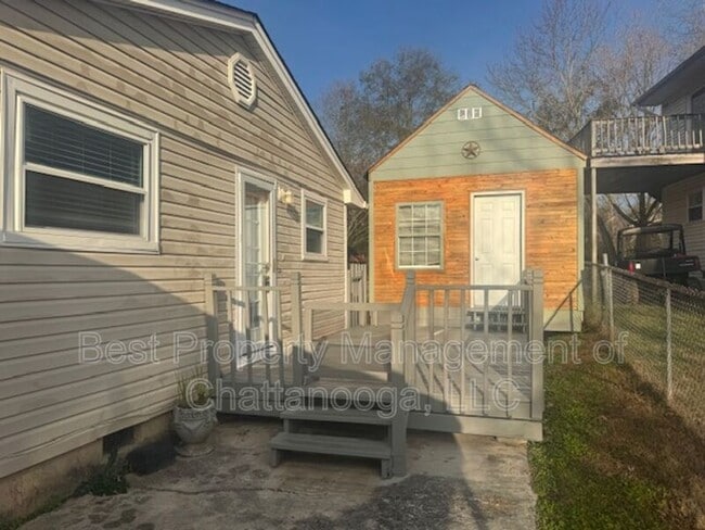 Foto del edificio - 5131 Winding Ln