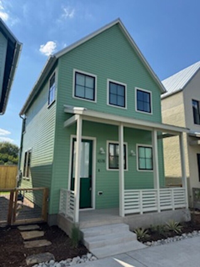Foto del edificio - Charming Wheeler Cottage with Modern Comforts