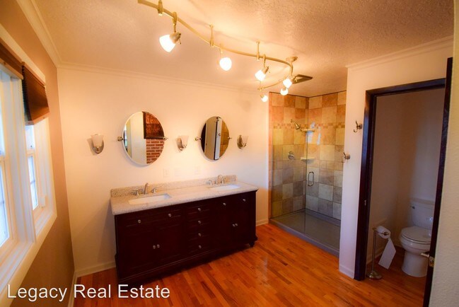 Building Photo - 3 br, 2 bath House - 765 Hansen Ave S