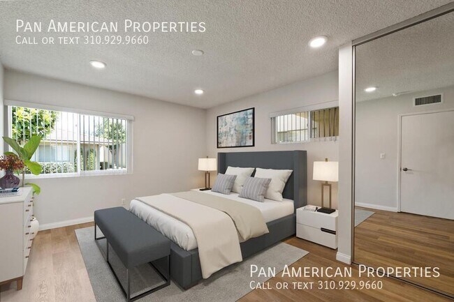 Foto del edificio - 450 Vista Dr