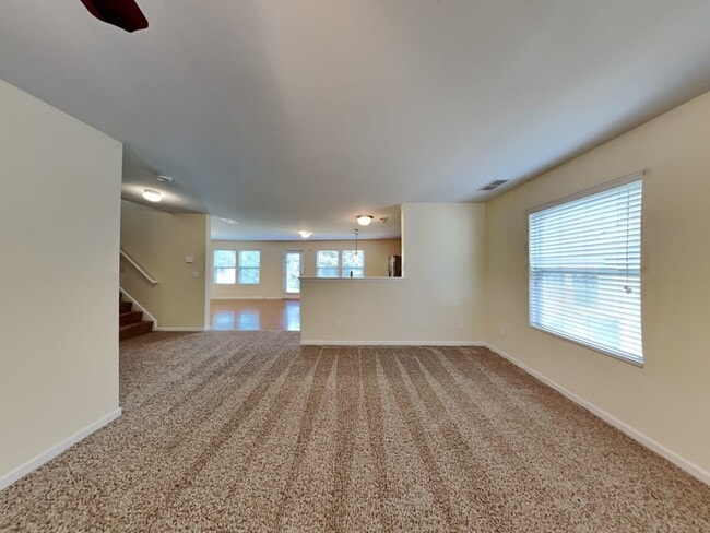 Building Photo - 113 Richland Ln