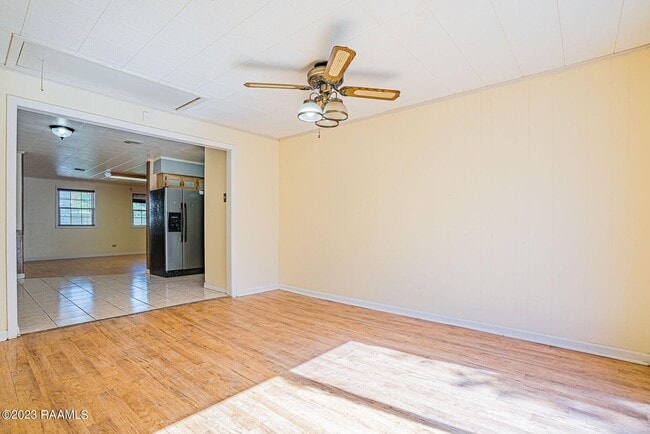 Building Photo - 3 Bed 2 Bath House for Rent
