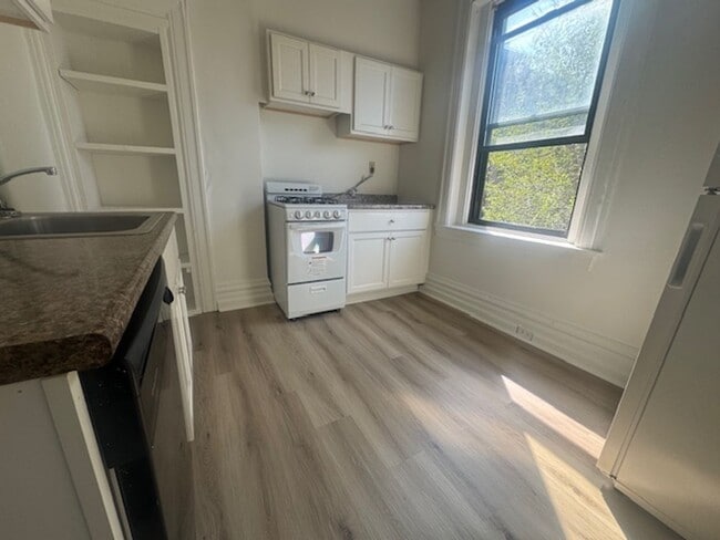 Building Photo - 5106 Baum Blvd