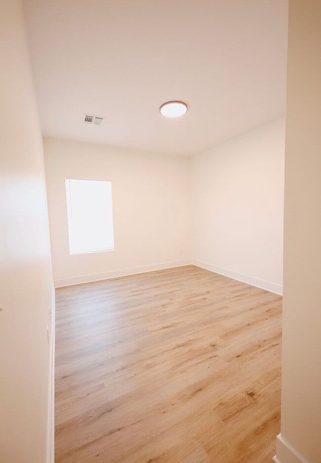 Building Photo - 508 Briarbrook Ln