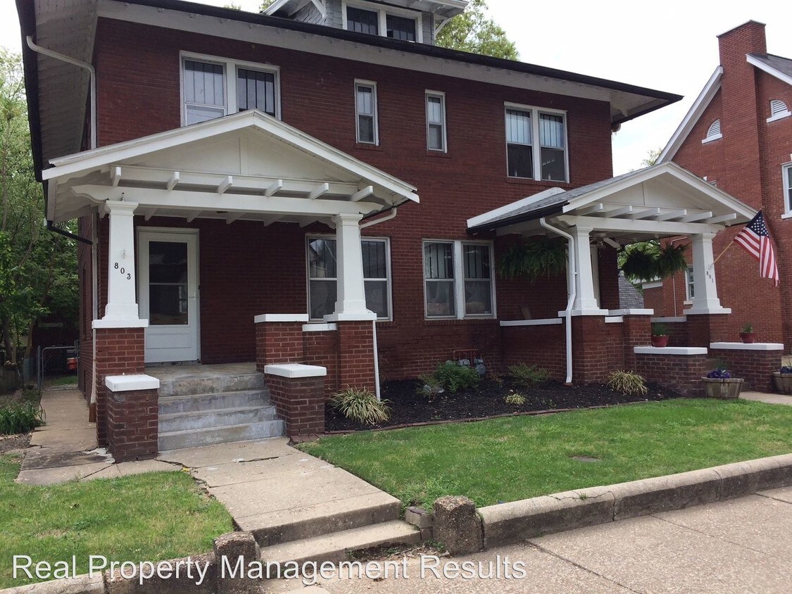 Foto principal - 801 SE 2nd St