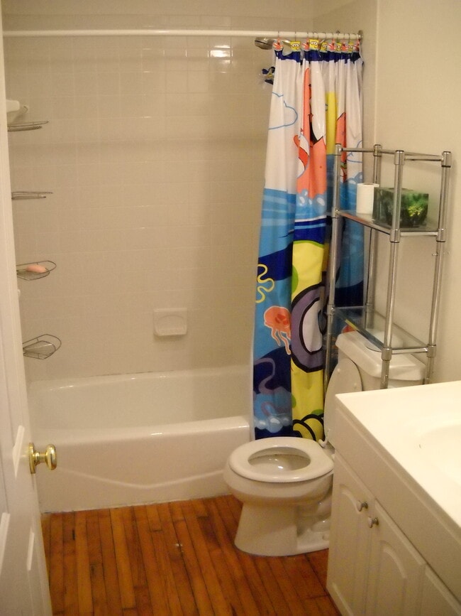 Bath Room - 2187 12th St